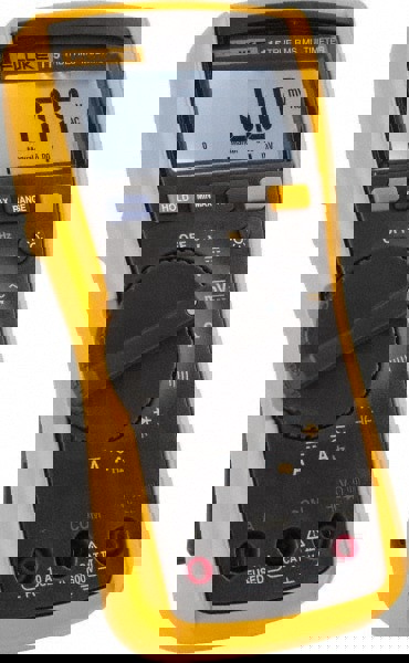 CAT III, Auto Ranging Digital Manual Ranging & True RMS Multimeter: 600 VAC/VDC